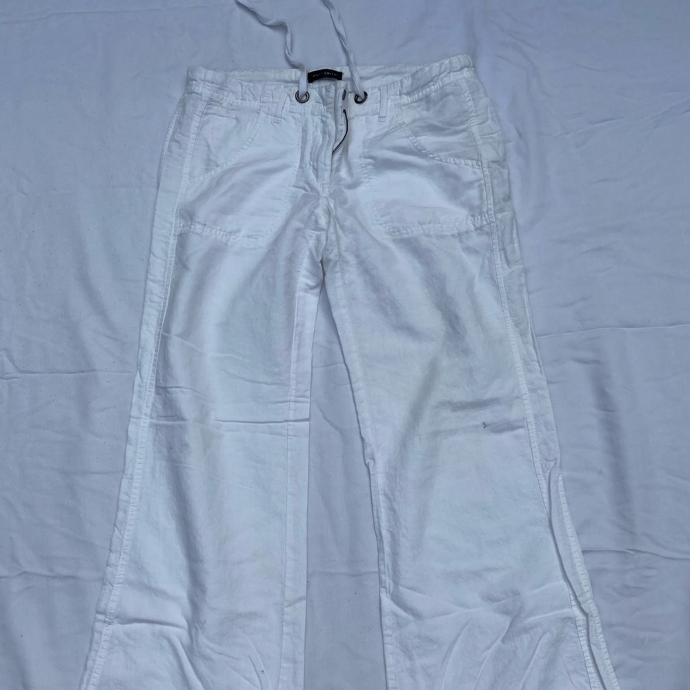 White wide leg pants
